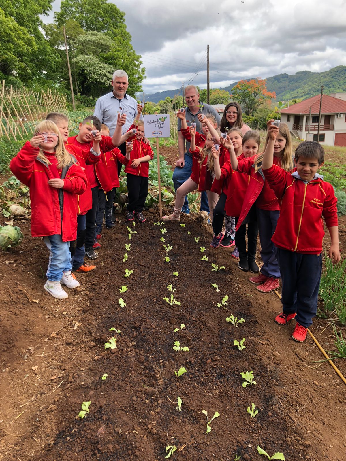 Santa Clara | Plantando o Bem