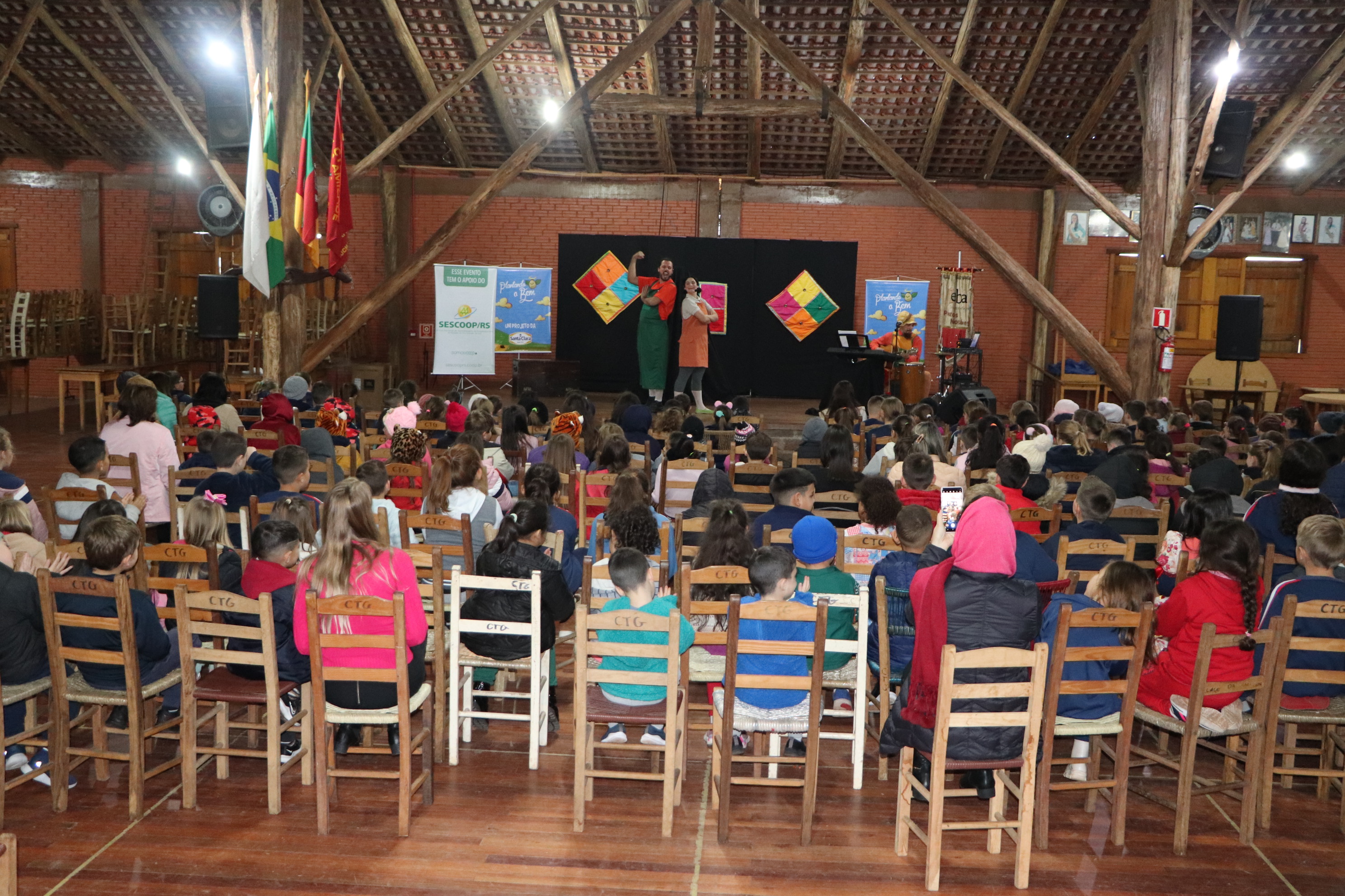 Santa Clara | Plantando o Bem