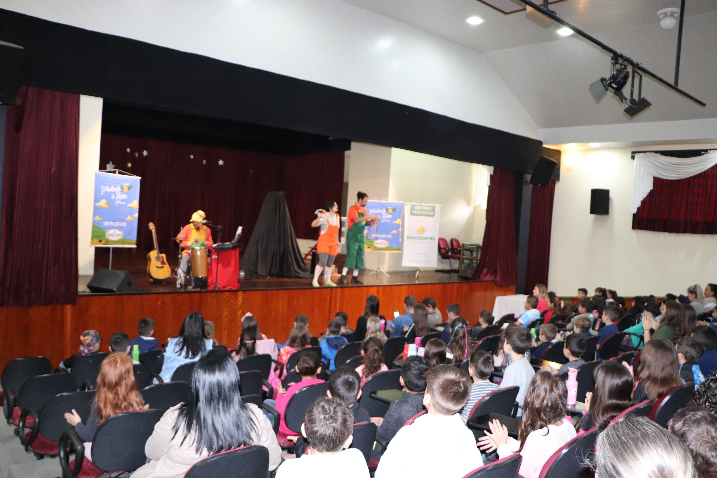 Santa Clara | Plantando o Bem