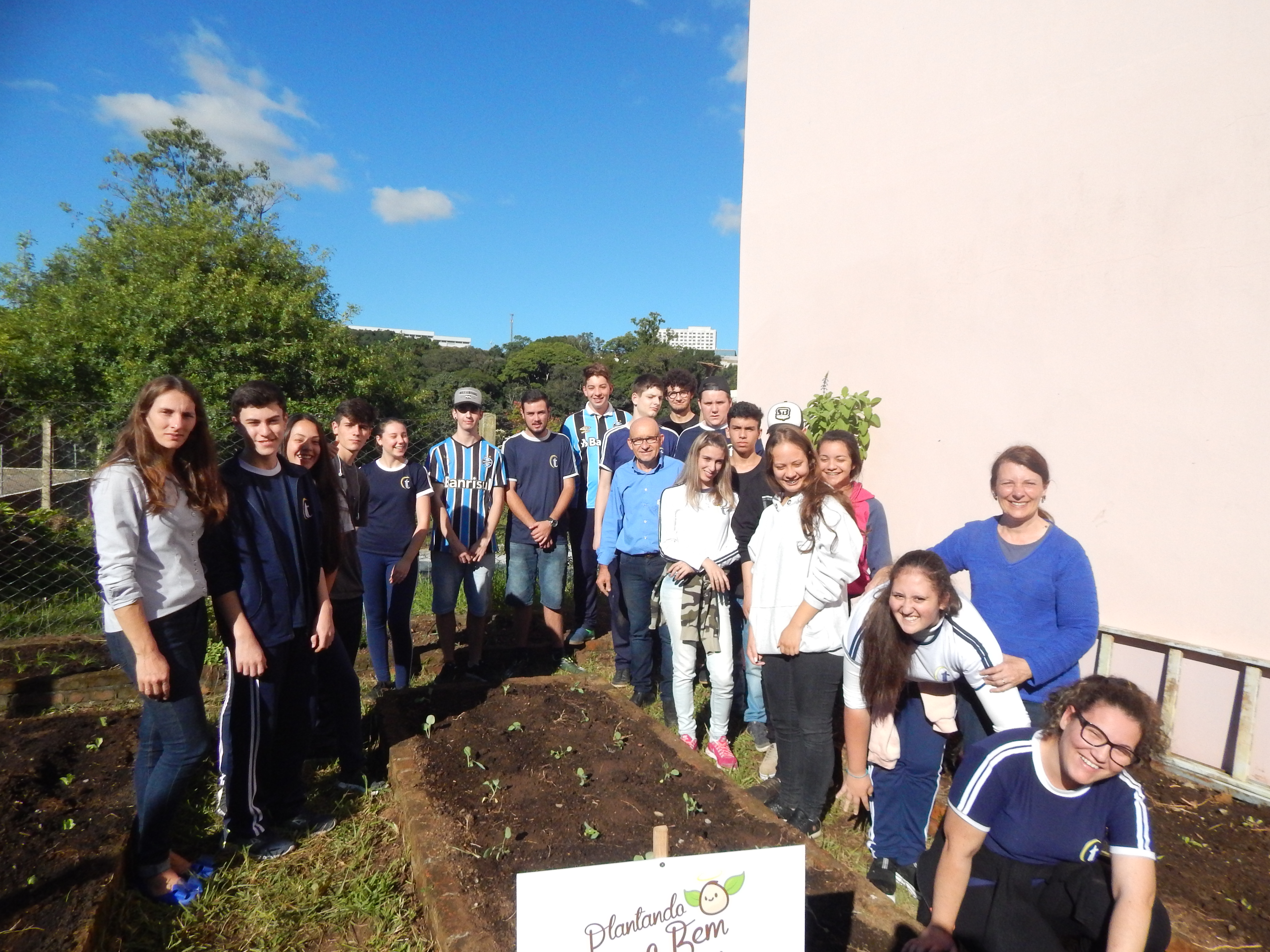 Santa Clara | Plantando o Bem